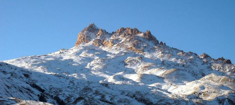 Вершина Шалбуздаг на Кавказе