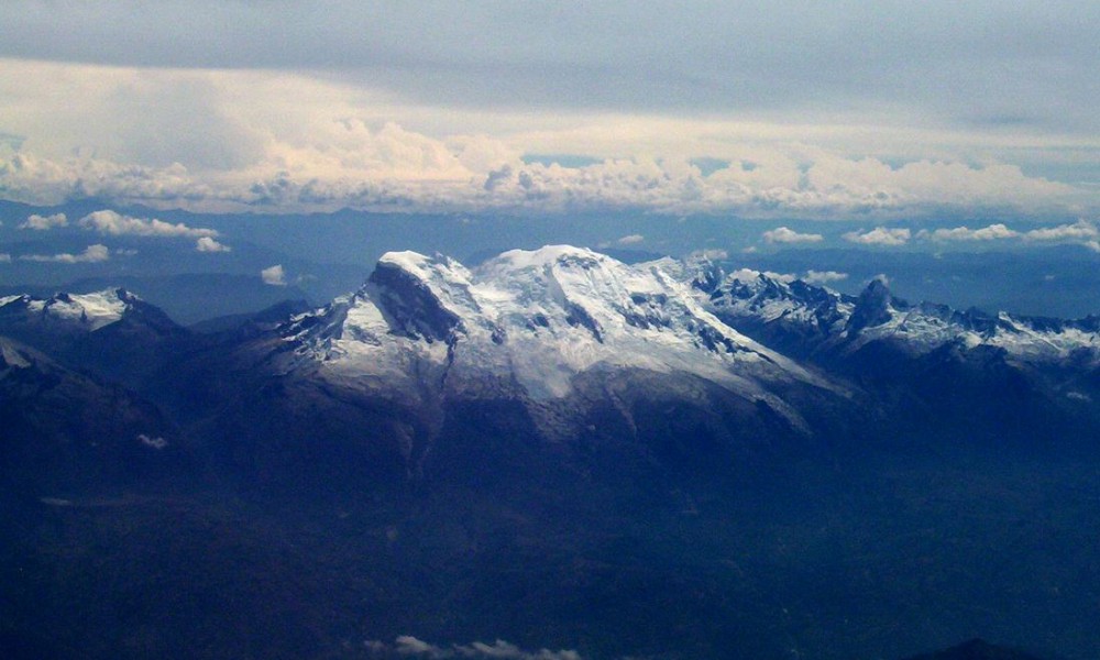 Вид на Уаскаран с воздуха